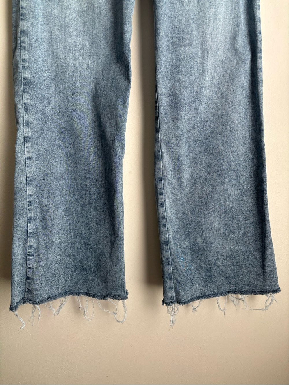 Kut from the Kloth Meg Wide Leg Jeans Size 2 High Rise Raw Hem Lyocell Stretch - Picture 4 of 15